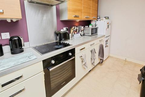 1 bedroom apartment for sale, Grants Yard, Burton-On-Trent