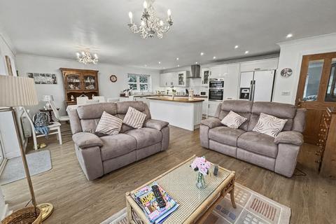 4 bedroom detached bungalow for sale, Preston