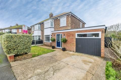 4 bedroom semi-detached house for sale, Gregg Hall Crescent, Lincoln