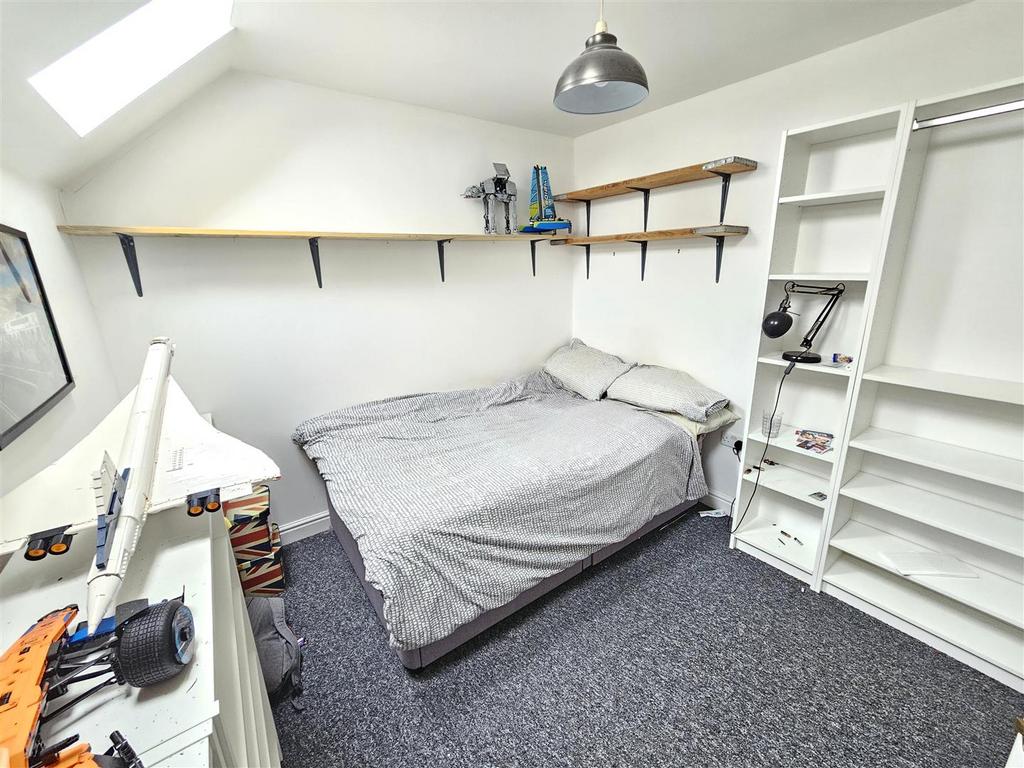 Bedroom 2.jpg