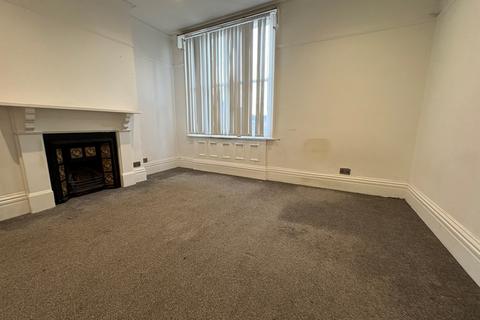 6 bedroom terraced house for sale, Ashleigh Road, Leicester