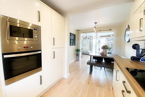 3 bedroom terraced house for sale, Barwell Close, Battle Hill, Wallsend