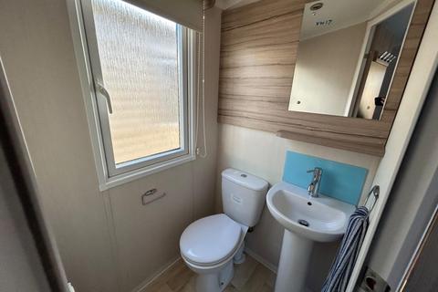 2 bedroom park home for sale, New Beach Holiday Park