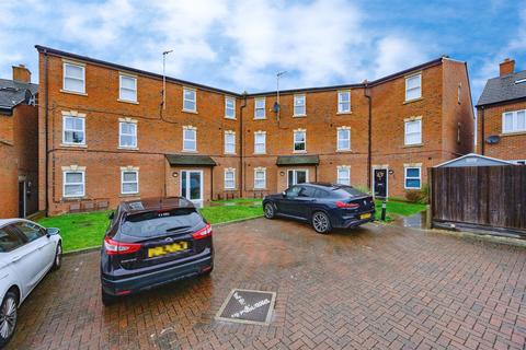 2 bedroom flat for sale, Catsbrook Road, Luton