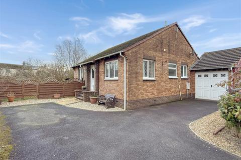 2 bedroom detached bungalow for sale, Bramley Meadow, Barnstaple EX32