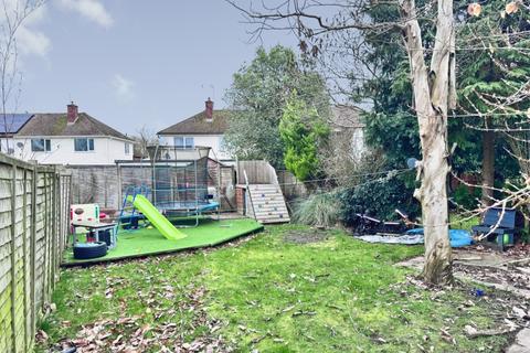 2 bedroom maisonette for sale, Birchett Road, Farnborough GU14