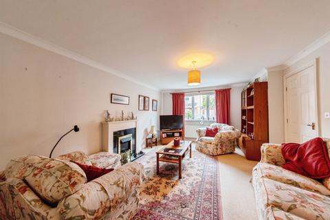 3 bedroom detached house for sale, Poplar Close, Ruskington, Sleaford