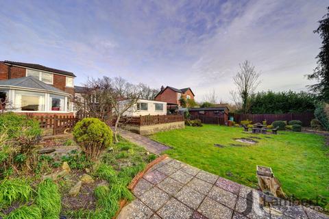 undefined, Evesham Road, Astwood Bank, B96