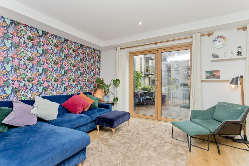 6 Hughes Close, Canonmills, Edinburgh, EH7 4FU - View 3