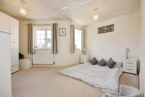 2 bedroom end of terrace house for sale, Dame Mary Walk, Halstead