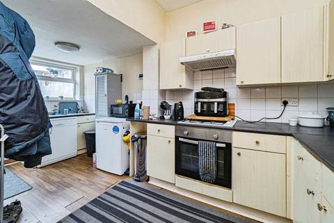 2 bedroom terraced house for sale, Belmont Street, Hull