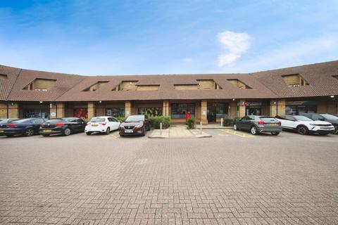 2 bedroom apartment for sale, Hancock Drive, Luton