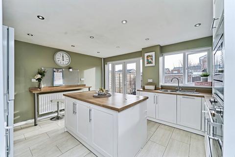 3 bedroom semi-detached house for sale, Beaconview Road, West Bromwich