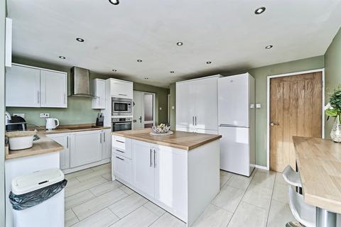 3 bedroom semi-detached house for sale, Beaconview Road, West Bromwich