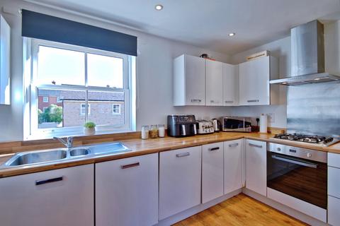 2 bedroom house for sale, Lancer Street, Colchester