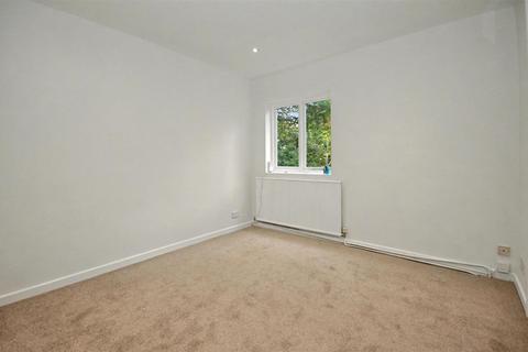 undefined, Cranesthorpe Court, 8 Guys Cliffe AvenueLeamington Spa