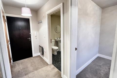 1 bedroom flat to rent, The Park, Kirkburton, Huddersfield
