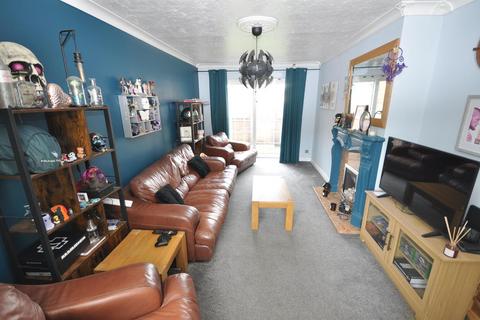 2 bedroom property for sale, Oldfield Road, Thorne, Doncaster, DN8