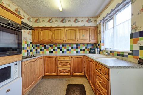 2 bedroom detached bungalow for sale, Cheltenham Drive, Leigh On Sea