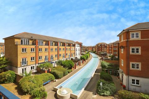 2 bedroom flat for sale, Barbuda Quay, Eastbourne