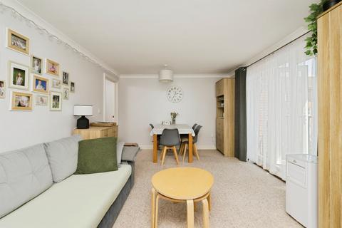 2 bedroom flat for sale, Barbuda Quay, Eastbourne