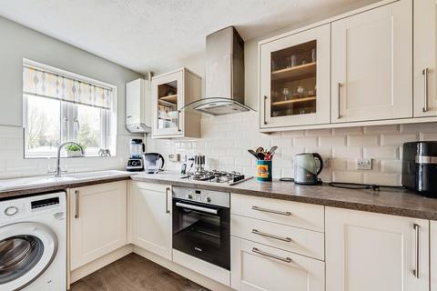 2 bedroom terraced house for sale, Speyside Close, Carterton