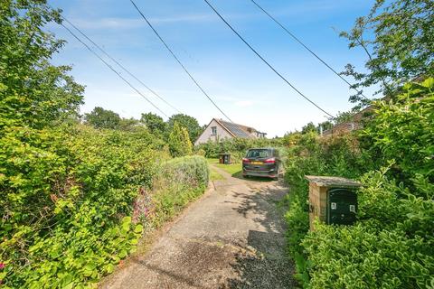 7 bedroom detached bungalow for sale, Coach Road, Alresford, Colchester