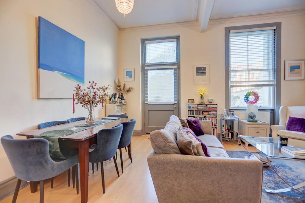 Dining Area.jpg