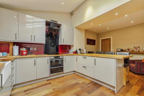 2 bedroom terraced house for sale, Laythorpe Terrace, Keighley BD20