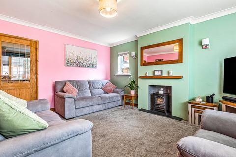 4 bedroom semi-detached house for sale, Station Road, Leicester, LE9