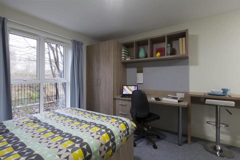 undefined, Sturge Close, Birmingham B29