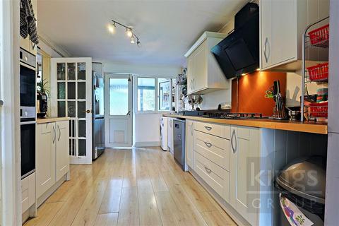 3 bedroom terraced house for sale, The Downs, Harlow