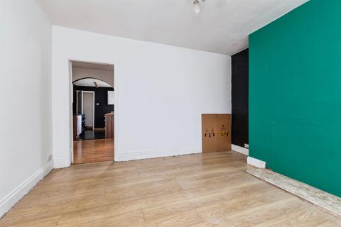 3 bedroom end of terrace house for sale, Barton Avenue, Hartlepool