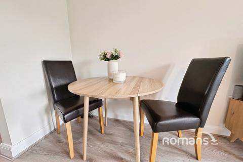 1 bedroom apartment for sale, Campbell Close, Yateley, Hampshire