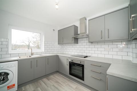 2 bedroom apartment to rent, Fern Drive, Hemel Hempstead, Hertfordshire, HP3 9EU
