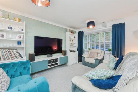 3 bedroom end of terrace house for sale, Chester Gardens, SUTTON COLDFIELD