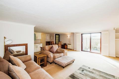 1 bedroom flat for sale, Brighton Road, LANCING