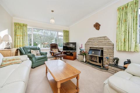 undefined, Mayflower Road, Park Street, St. Albans