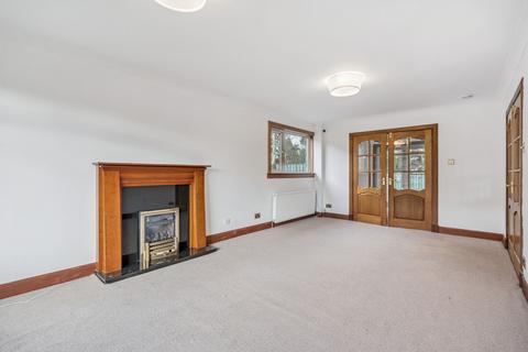 4 bedroom detached house for sale, Hillview Place, Dollar, FK14