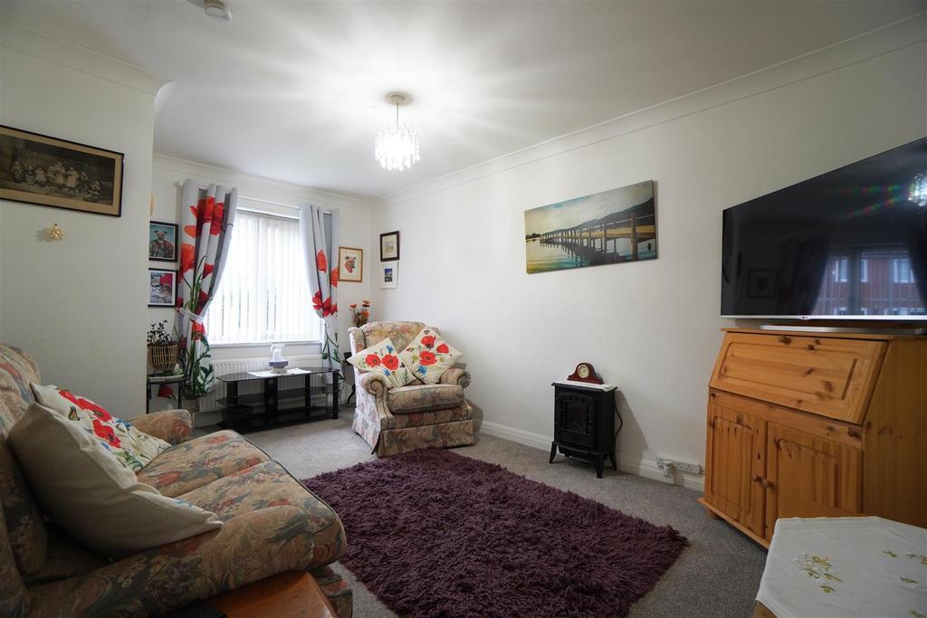 Living Room.jpg