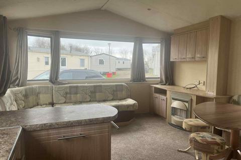 2 bedroom park home for sale, Sand le Mere Holiday Park