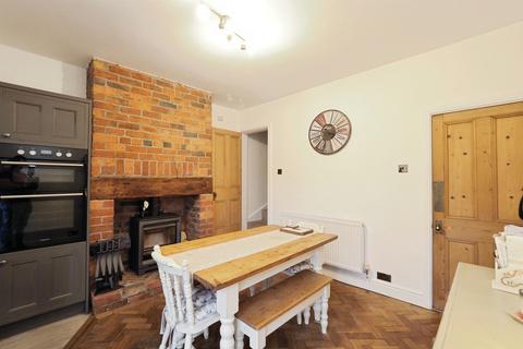 2 bedroom terraced house for sale, Nottingham Road, Belper
