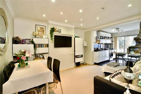 2 bedroom apartment for sale, Ballards Road, Dagenham, Essex, RM10