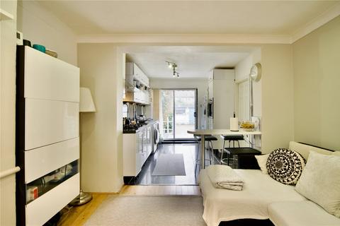 2 bedroom apartment for sale, Ballards Road, Dagenham, Essex, RM10