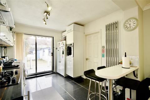 2 bedroom apartment for sale, Ballards Road, Dagenham, Essex, RM10