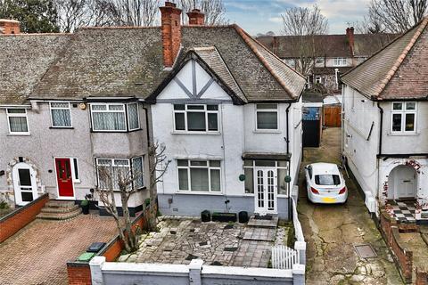 2 bedroom apartment for sale, Ballards Road, Dagenham, Essex, RM10