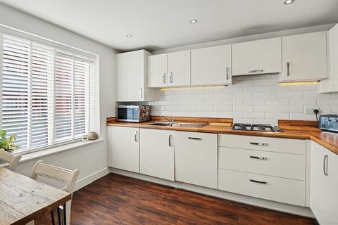 4 bedroom semi-detached house for sale, Le Marechal Avenue, Southampton SO31