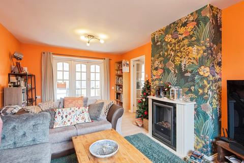 3 bedroom end of terrace house for sale, The Paddocks, Stevenage