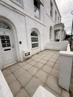 3 bedroom terraced house to rent, Street, Gravesend, Kent, DA12