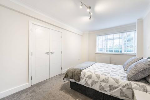 2 bedroom flat for sale, Ashford Road, Cricklewood, London, NW2
